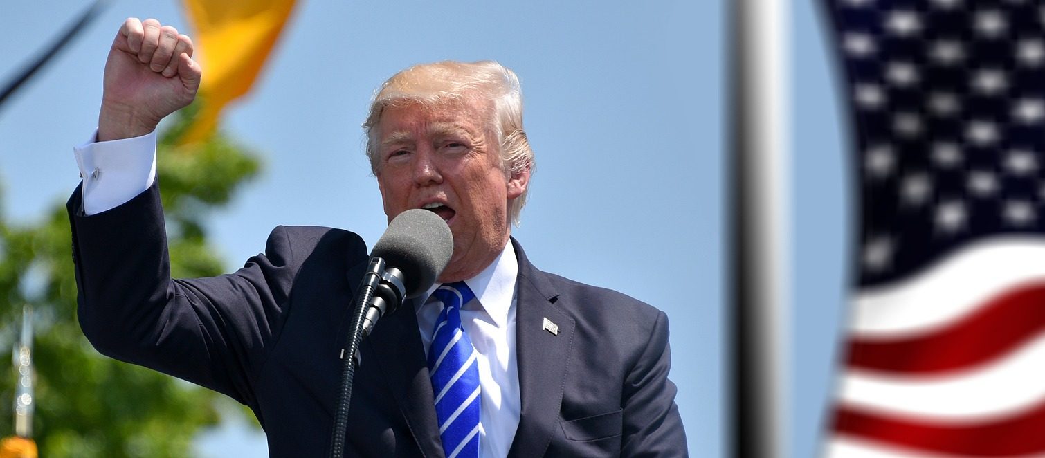 Trump completó la entrevista de libertad condicional previa a la sentencia, según medios
