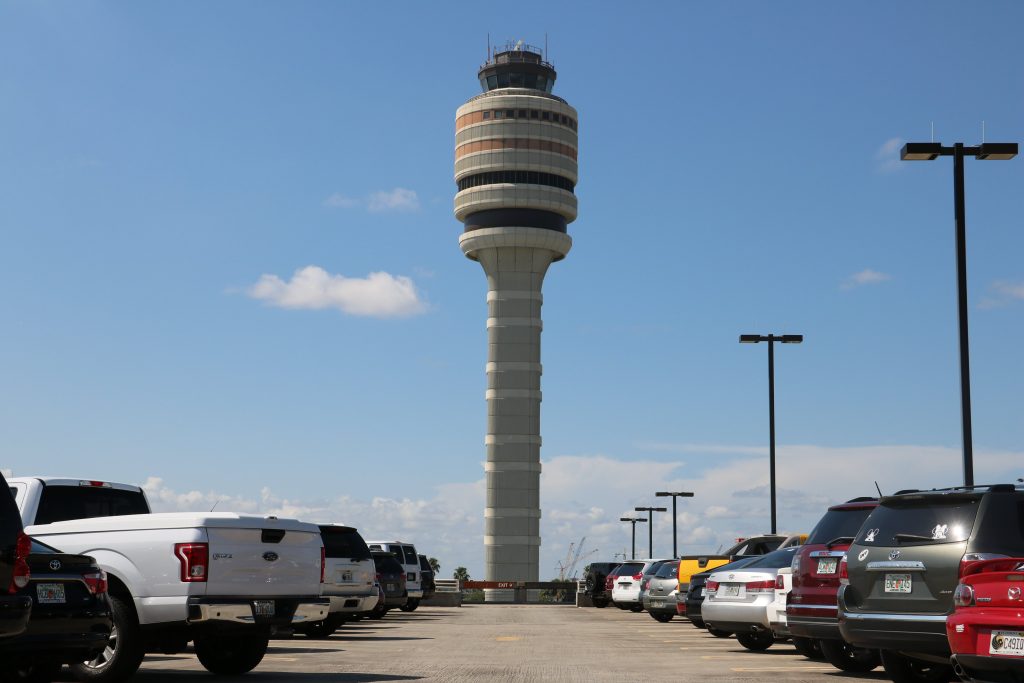 Aeropuerto Internacional de Orlando rompió récord de viajeros del 4 de julio