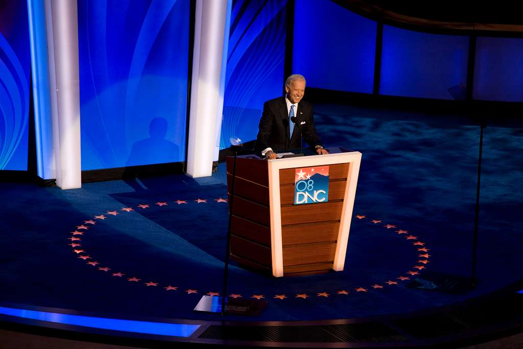 70 % de los demócratas creen que Biden debe renunciar a la reelección