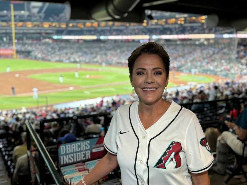 Kari Lake ganó las primarias republicanas para el Senado en Arizona Haremos que EEUU vuelva a ser seguro