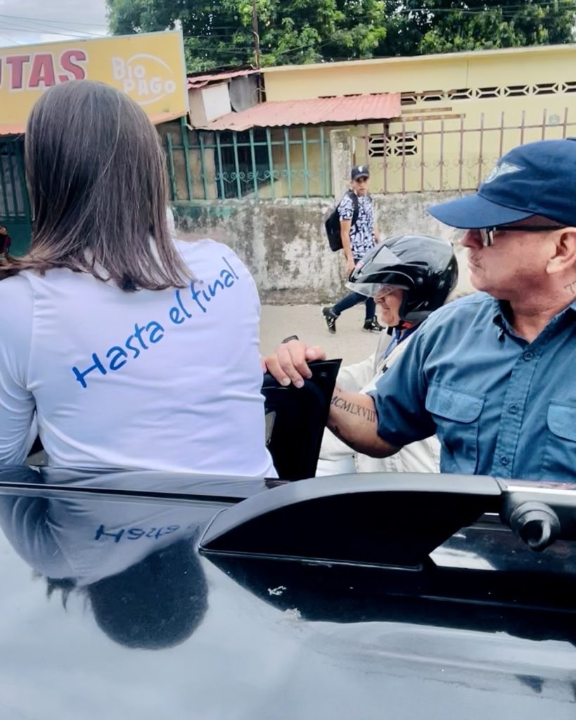 Opositora venezolana María Corina Machado denuncia la detención de su jefe de seguridad