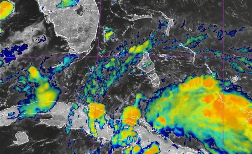 Etiquetan como posible Ciclón Tropical Cuatro al sistema que avanza hacia Florida