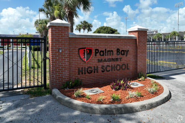 Estudiante de Palm Bay fue apuñalado por un compañero