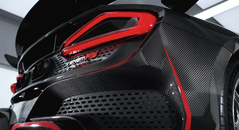 Hiperauto Venom F5 se estrelló en antigua base espacial de Florida