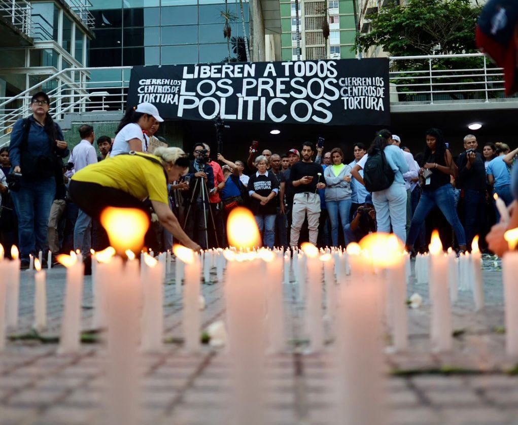 EEUU niega que le haya ofrecido amnistía a Maduro