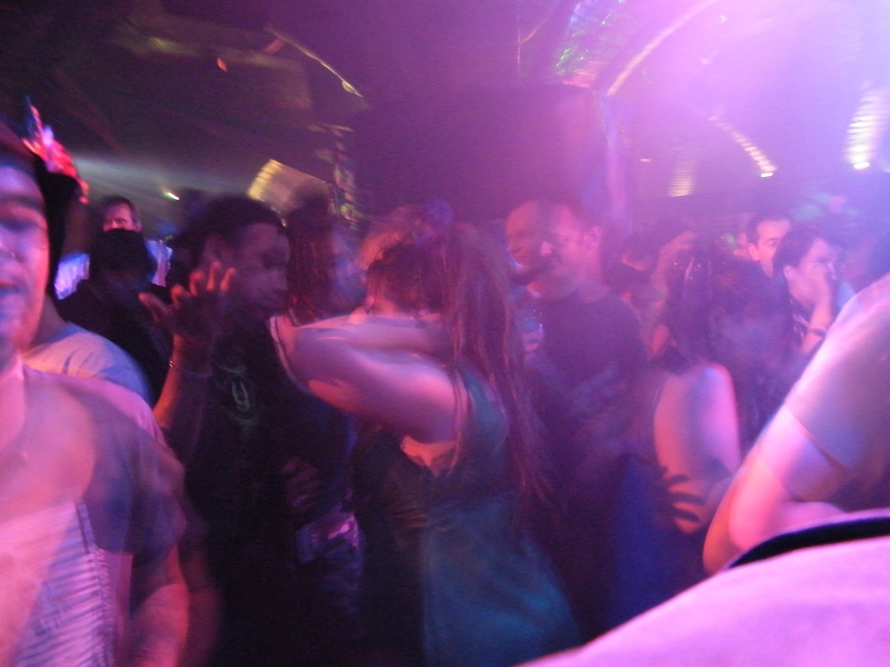 Los nuevos clubes nocturnos en Orlando deberán estar a más de 300 pies de los ya existentes