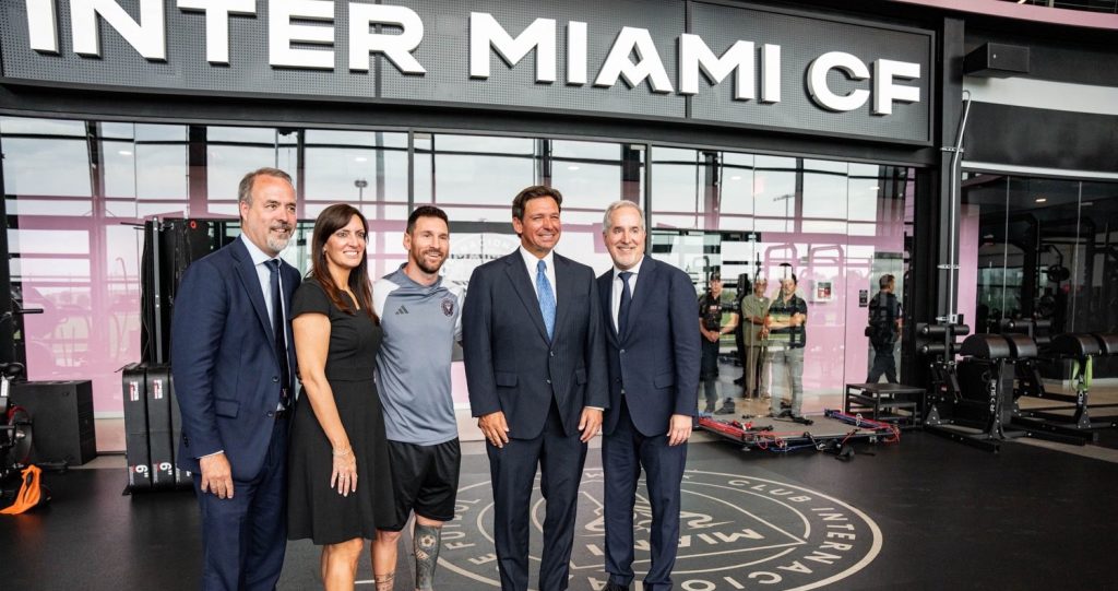 DeSantis destina US$ 8 millones para el estadio de fútbol Miami Freedom Park del Inter Miami