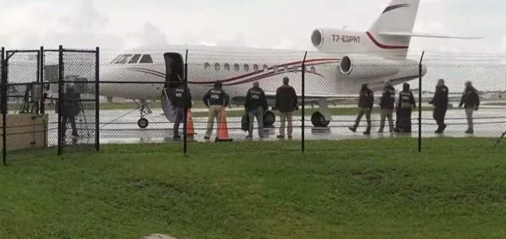EEUU confisca avión oficial de Maduro