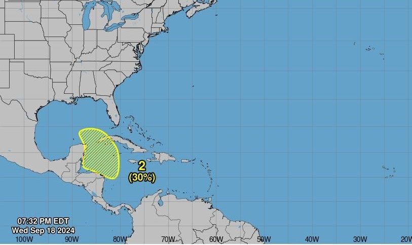 NHC monitorea posible formación en el Caribe que podría afectar a Florida