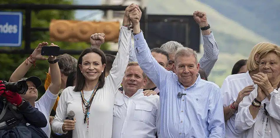Machado convoca a los venezolanos frente al Congreso de España para "reivindicar" a González presidente electo