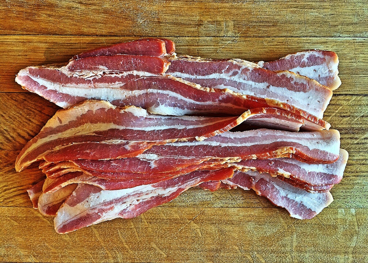 Fianza de US$ 30.000 para hombre de Miami que robó semirremolque con tocino congelado valorado en US$ 100.000