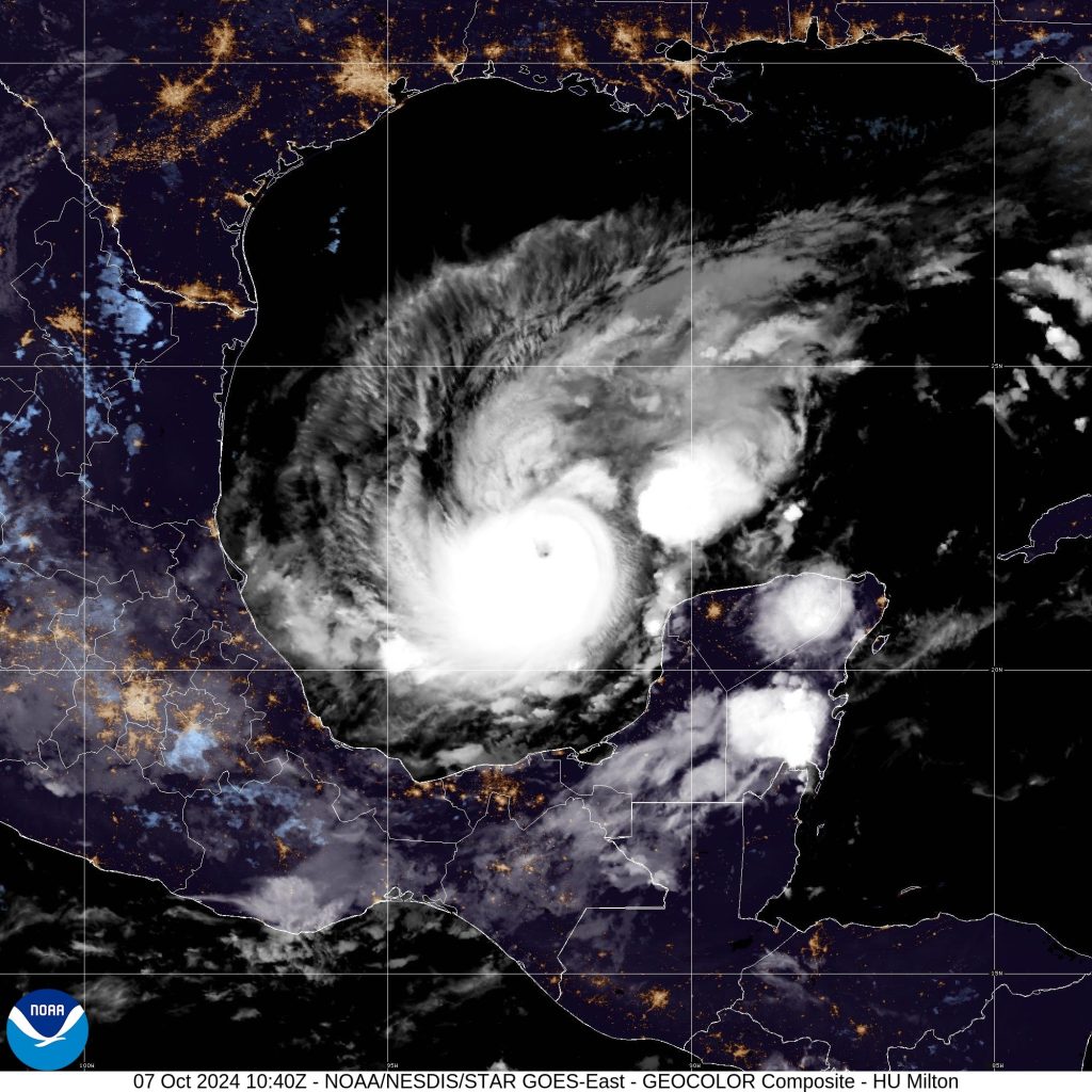 Milton se convierte en un huracán de categoría 3