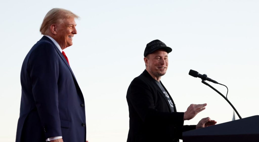 Trump en mitin de Butler: "Hemos sangrado juntos"