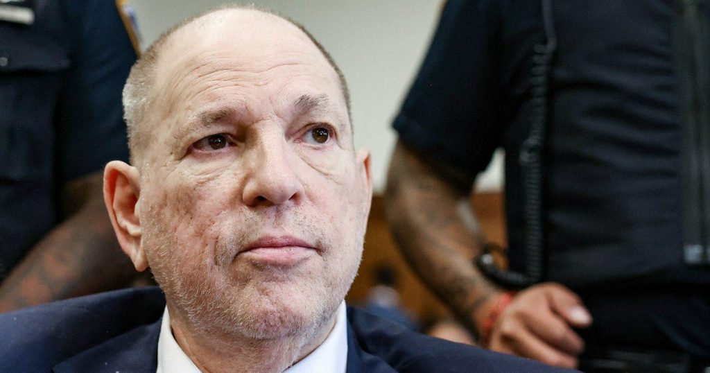 Aseguran que Harvey Weinstein tiene leucemia