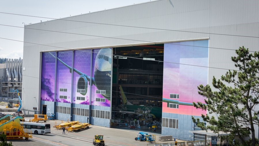 Boeing y el sindicato mantienen diálogo que busca poner fin a la huelga en EEUU