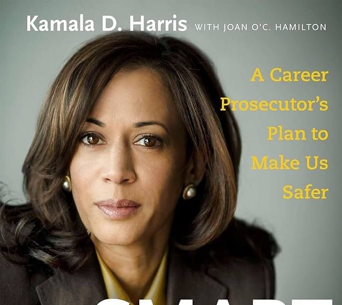 Acusan a Kamala Harris de plagio en un libro de 2009 sobre reforma penal
