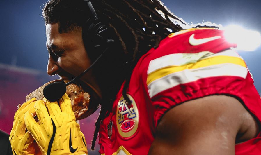 Los Chiefs se convierten en los primeros clasificados a los playoffs