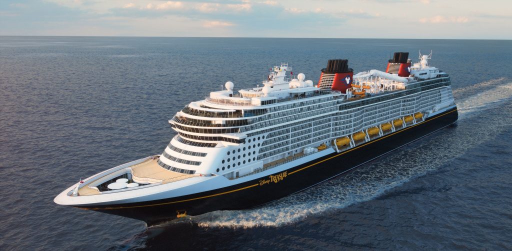 (+Fotos) Disney Treasure llega a Puerto Cañaveral