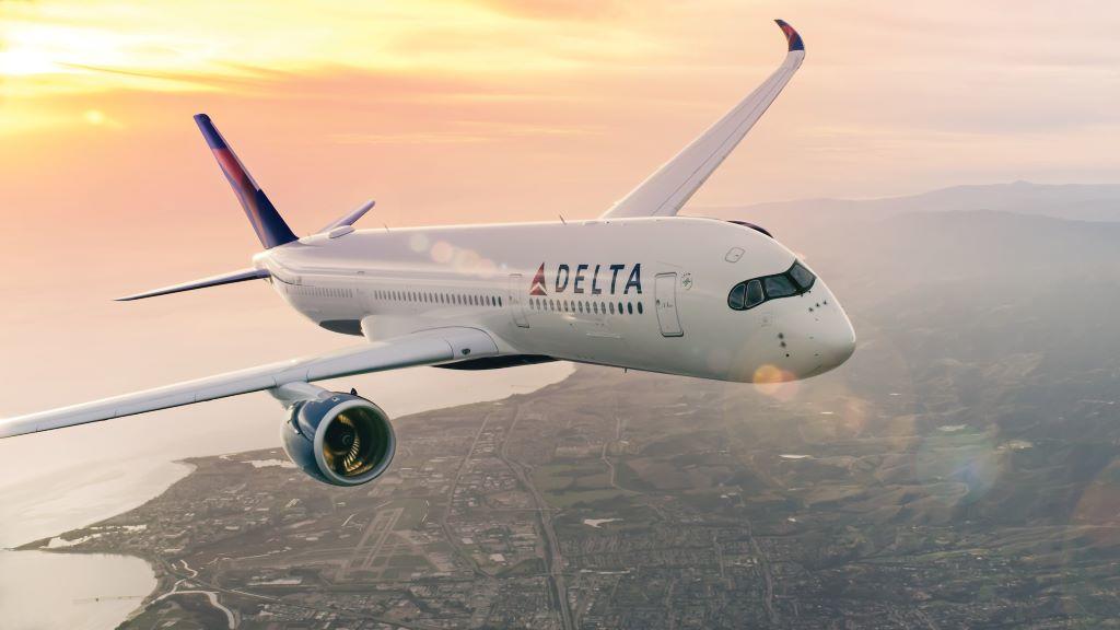 Una mujer eludió múltiples controles de seguridad para abordar un vuelo de Delta a París