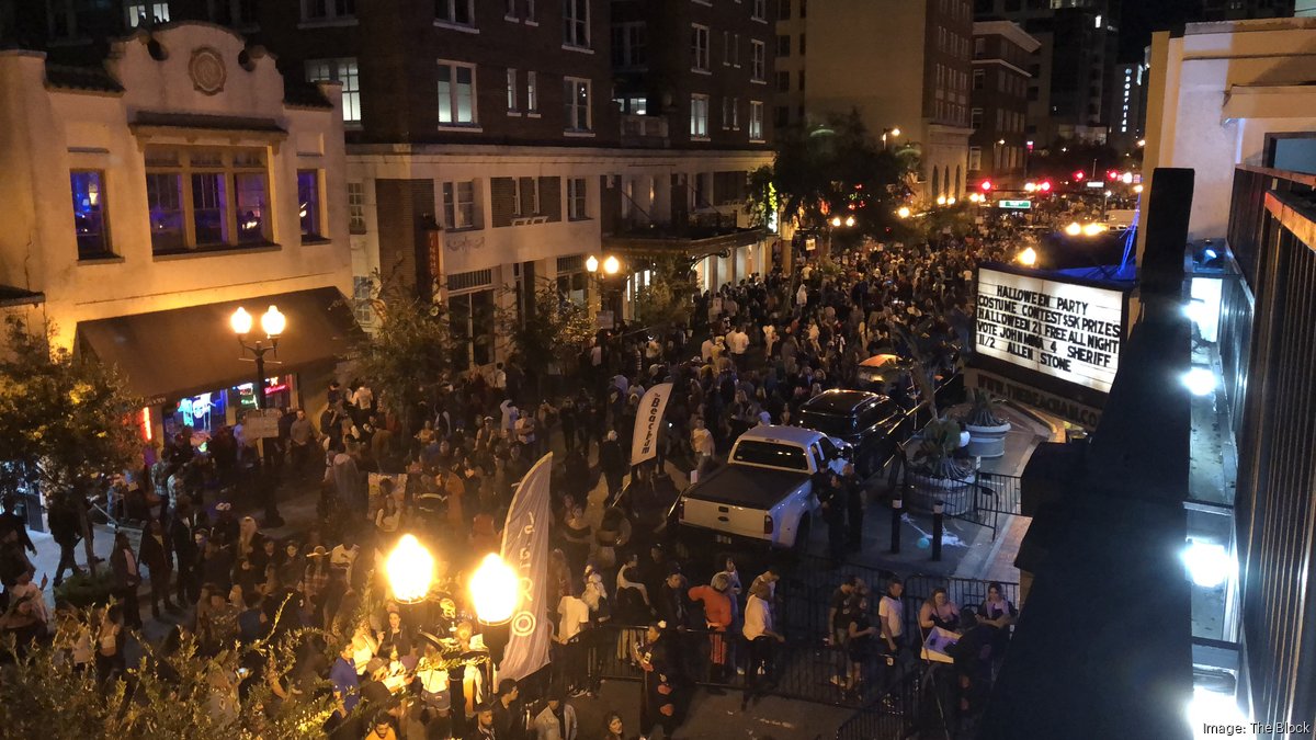Autoridades de Orlando implementarán medidas para controlar ambiente de fiesta callejera