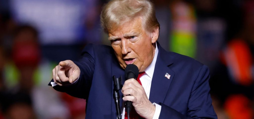Trump en su primer discurso como presidente electo: "Dios me permitió vivir por una razón"
