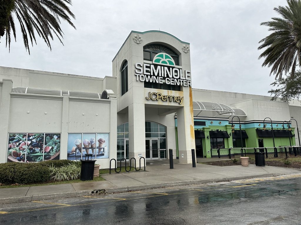 Seminole Towne Center cerrará el 31 de enero, pero algunas tiendas seguirán abiertas