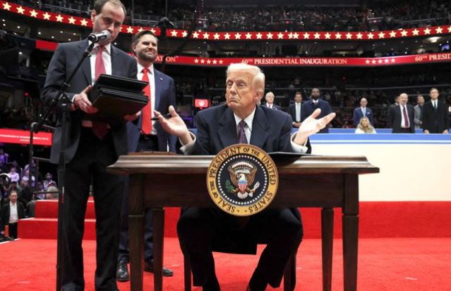 Trump dijo que "probablemente" dejarán de comprar petróleo a Venezuela