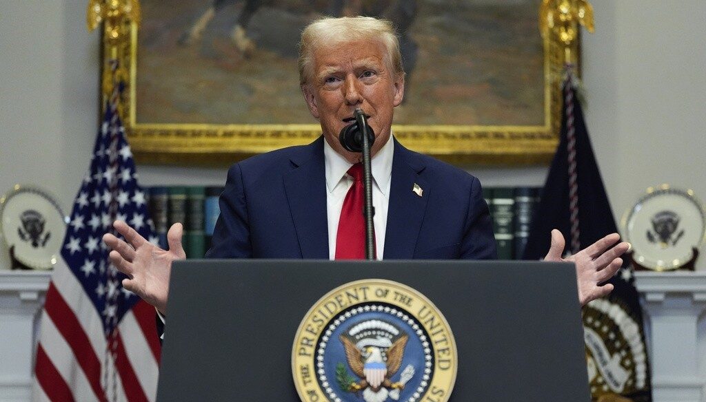 Trump anuncia que aranceles a Canadá y México entrarán en vigor este sábado