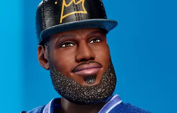 Así fue la reacción de LeBron James al ver su muñeco Ken