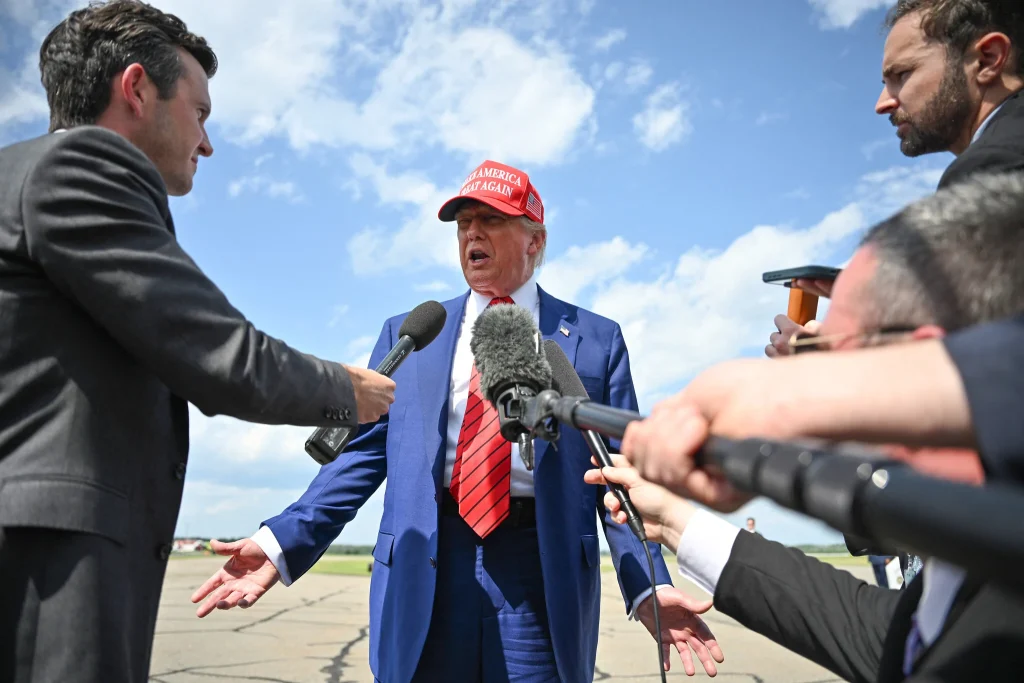 Trump anuncia un alto el fuego total entre Israel e Irán