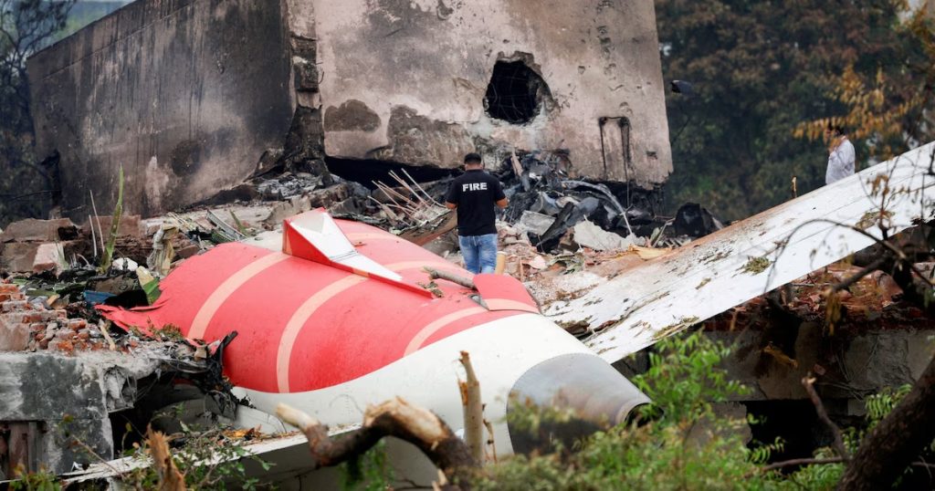 Revelan la causa del accidente del avión de Air India ocurrido en junio
