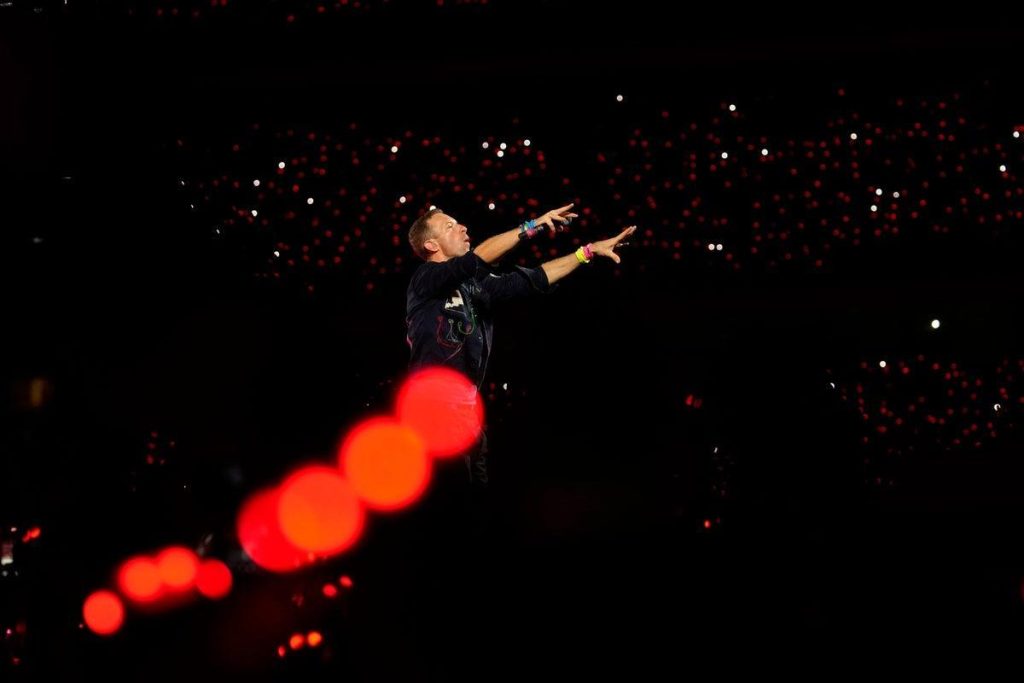 Astronomer busca nuevo CEO: Andy Byron renunció tras el escándalo en show de Coldplay