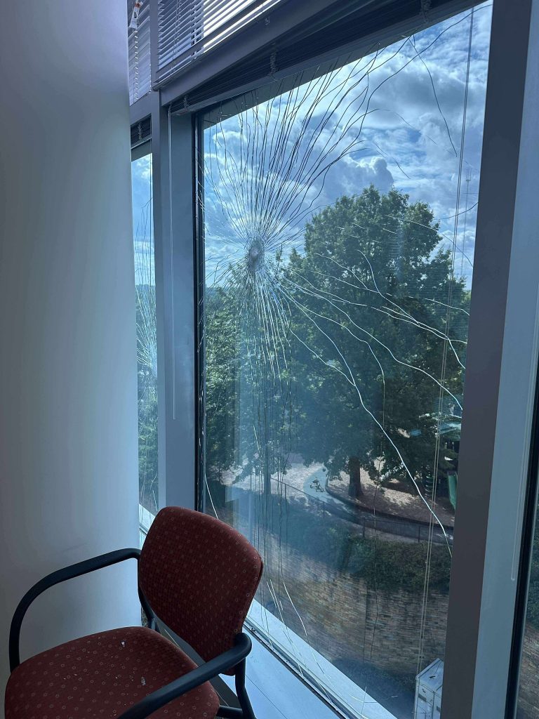 Autor del tiroteo en los CDC de Atlanta culpaba a la vacuna de la COVID-19 de estar enfermo